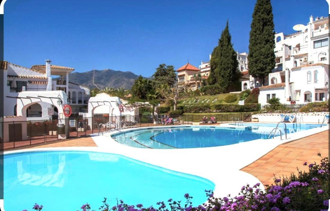 Apartamento Pueblo Evita Daire Benalmádena Dış mekan fotoğraf